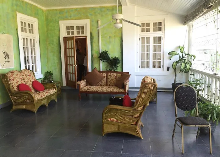 Pensión Fairly Estate